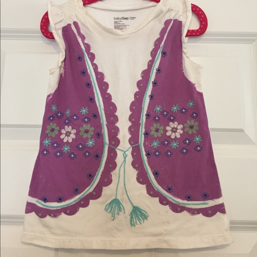 GAP Embroidered Tank